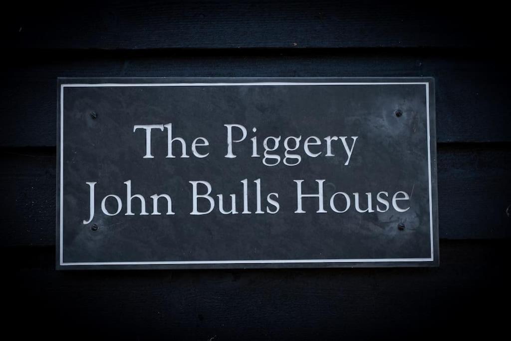 Villa The Piggery à Cowfold Extérieur photo